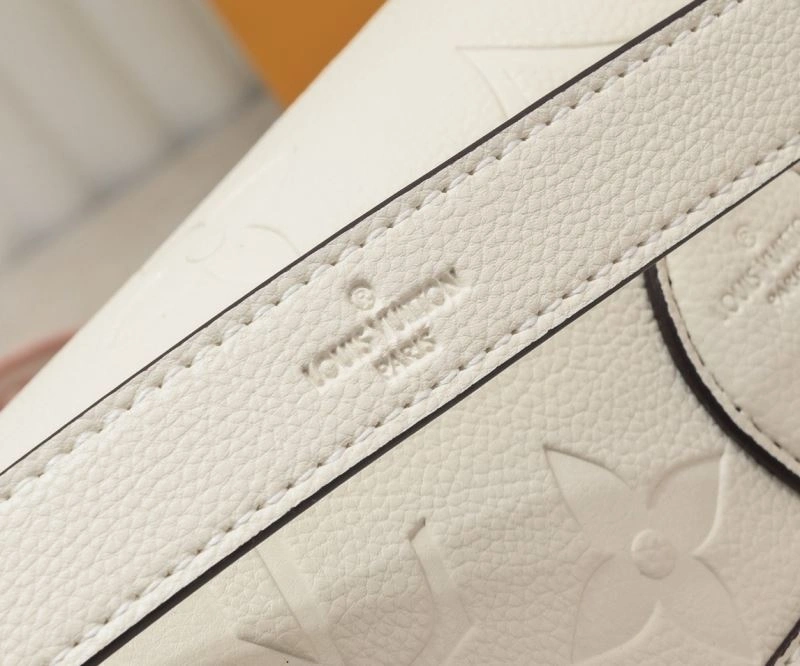 QuickDry Louis Vuitton Satchel Bags 79554