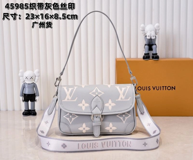 Unisex Louis Vuitton Satchel Bags 79546