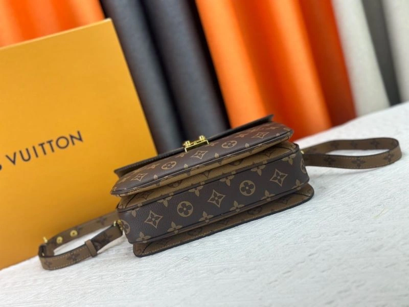 AllSeason Louis Vuitton Satchel Bags 79548