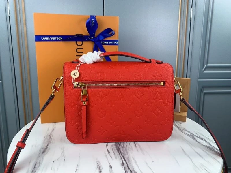 Unisex Louis Vuitton Satchel Bags 79533