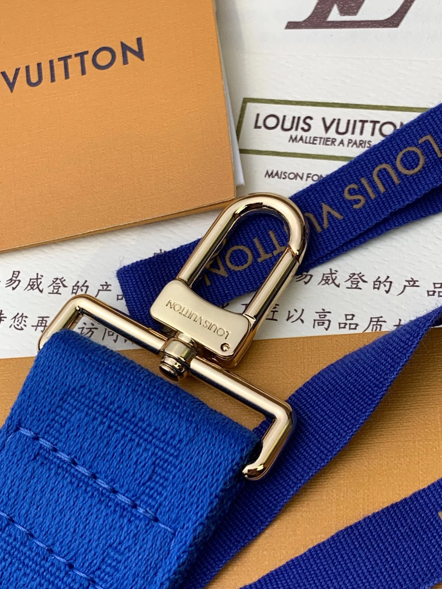 Louis Vuitton Satchel Bags Snug 56221