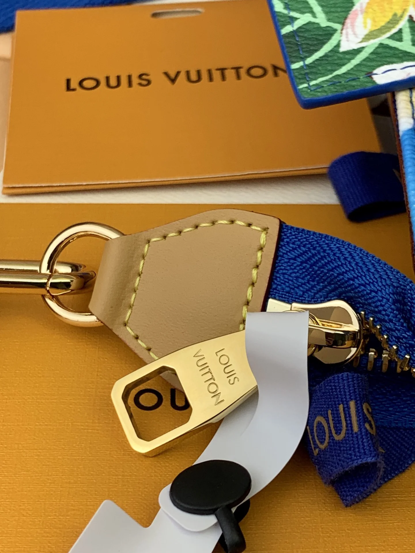Louis Vuitton Satchel Bags Snug 56221