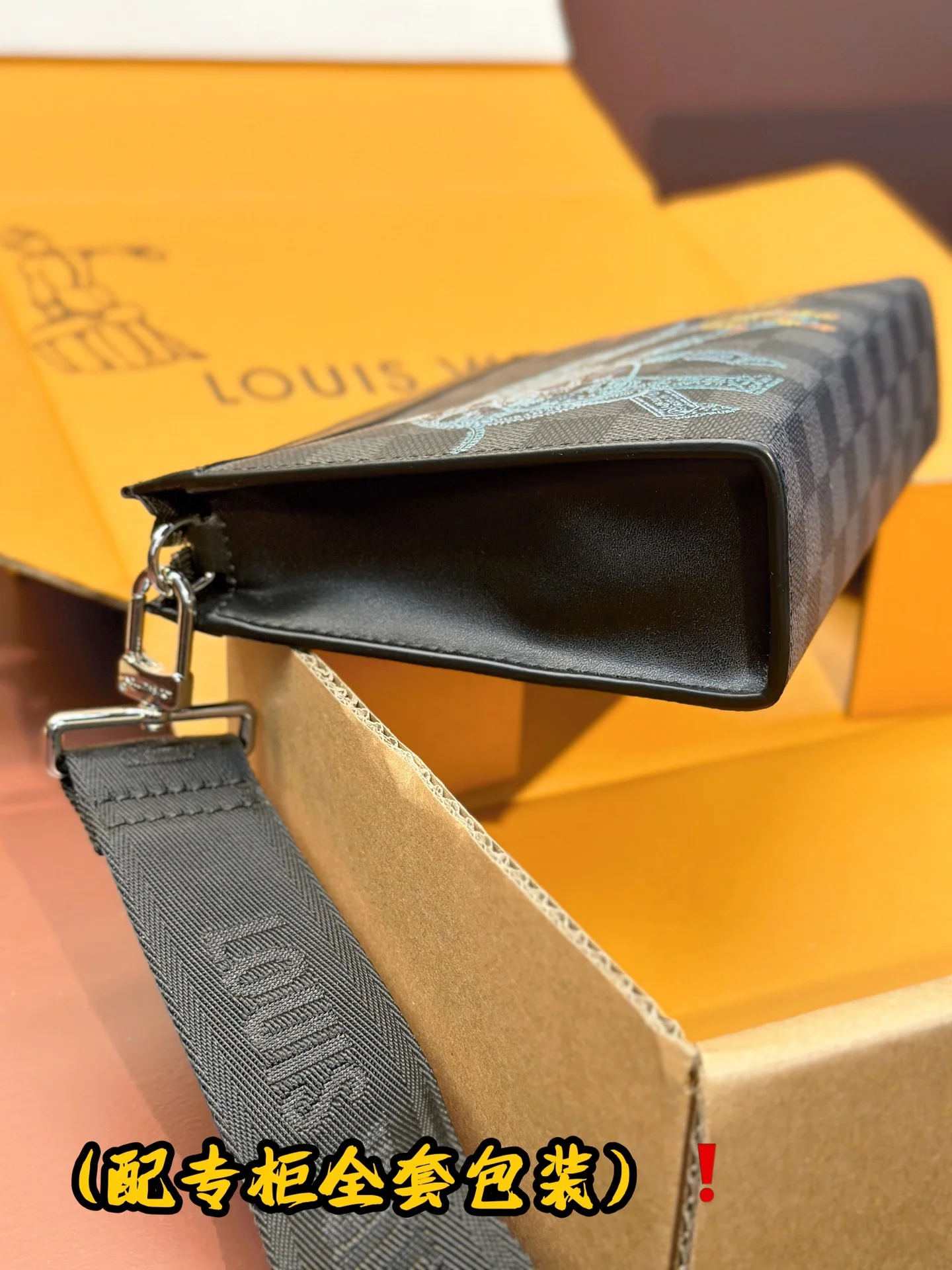 Breathable Louis Vuitton Satchel Bags 56210