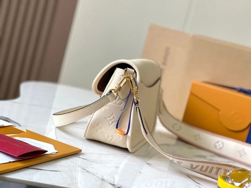 Louis Vuitton Satchel Bags Soft 39680