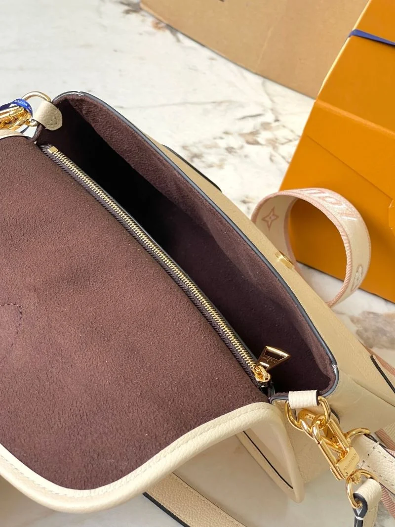 Louis Vuitton Satchel Bags Soft 39680