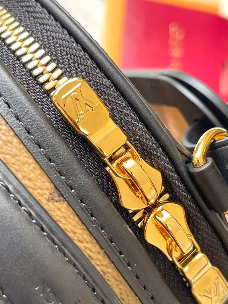 TechFriendly Louis Vuitton Satchel Bags 39655
