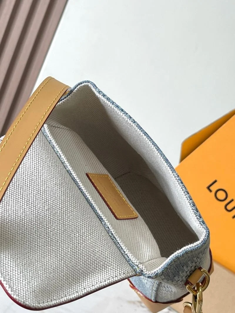 Compact Louis Vuitton Satchel Bags 39638