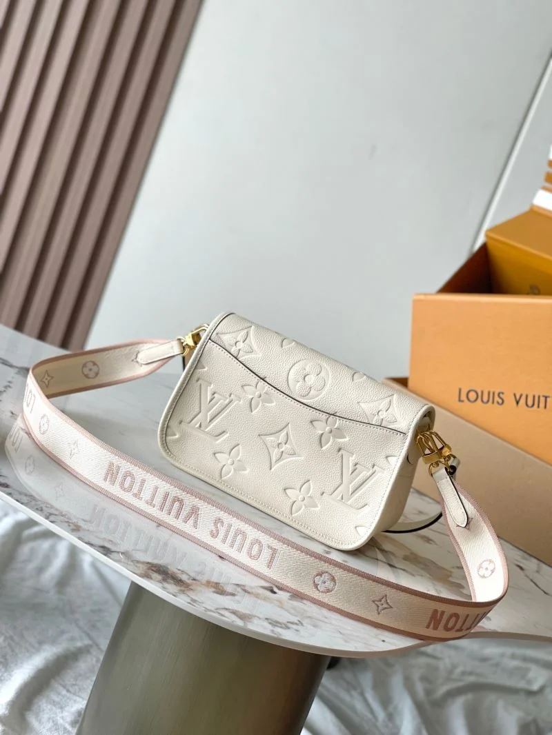 Tailored Louis Vuitton Satchel Bags 39634