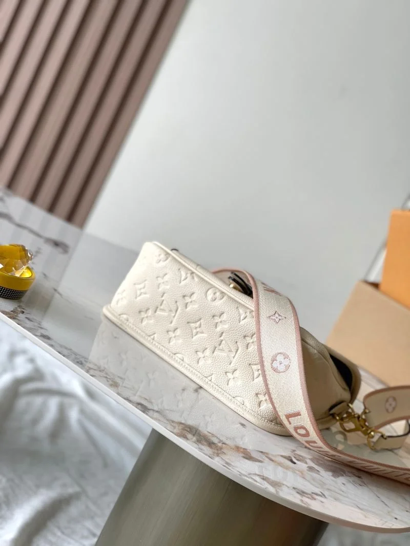 Tailored Louis Vuitton Satchel Bags 39634