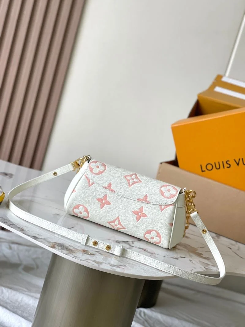 Seasonal Louis Vuitton Satchel Bags 39668