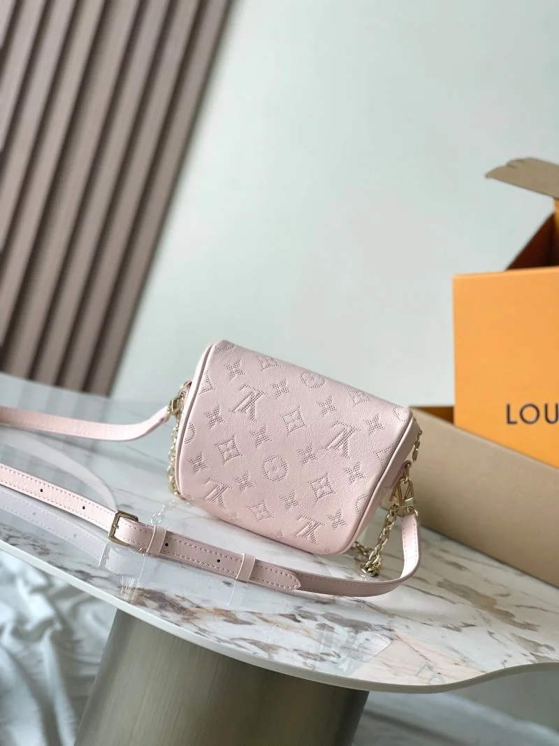 ZipUp Louis Vuitton Satchel Bags 39628