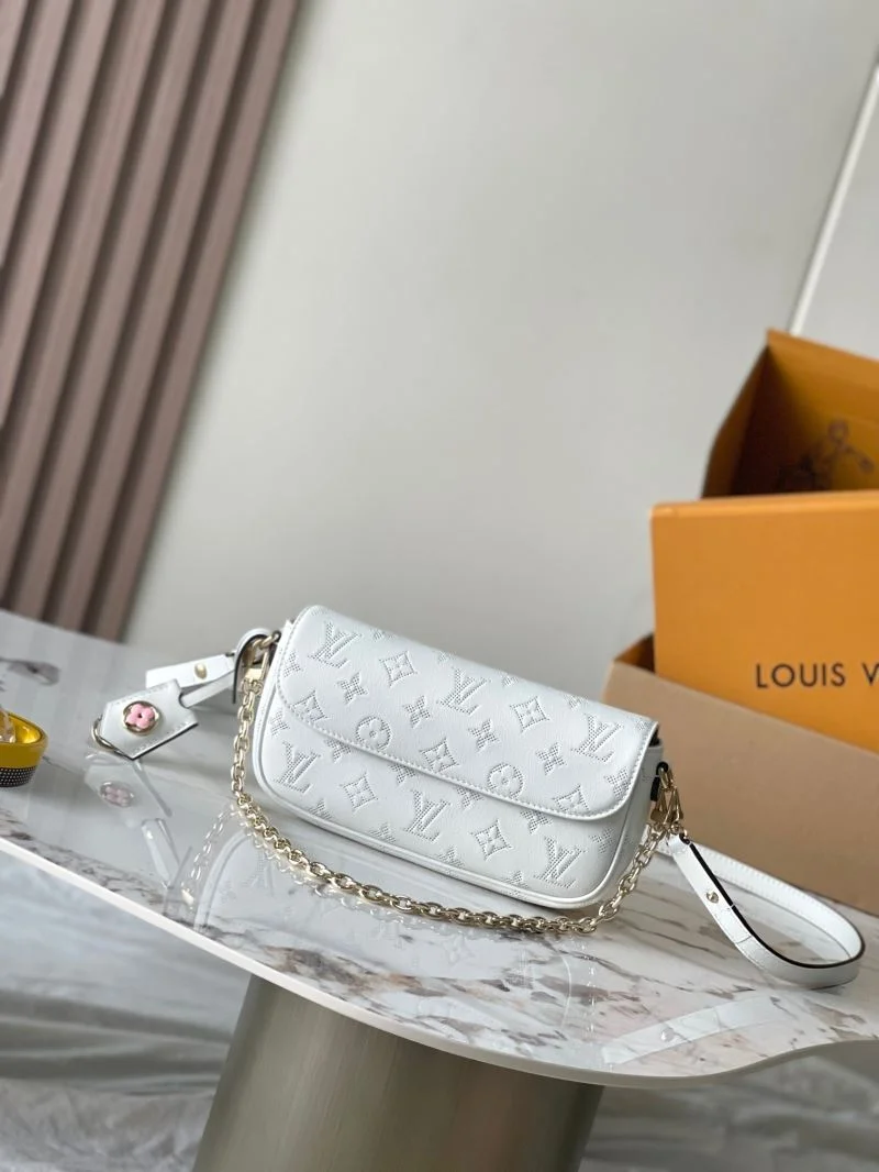 Louis Vuitton Satchel Bags Classic 39619