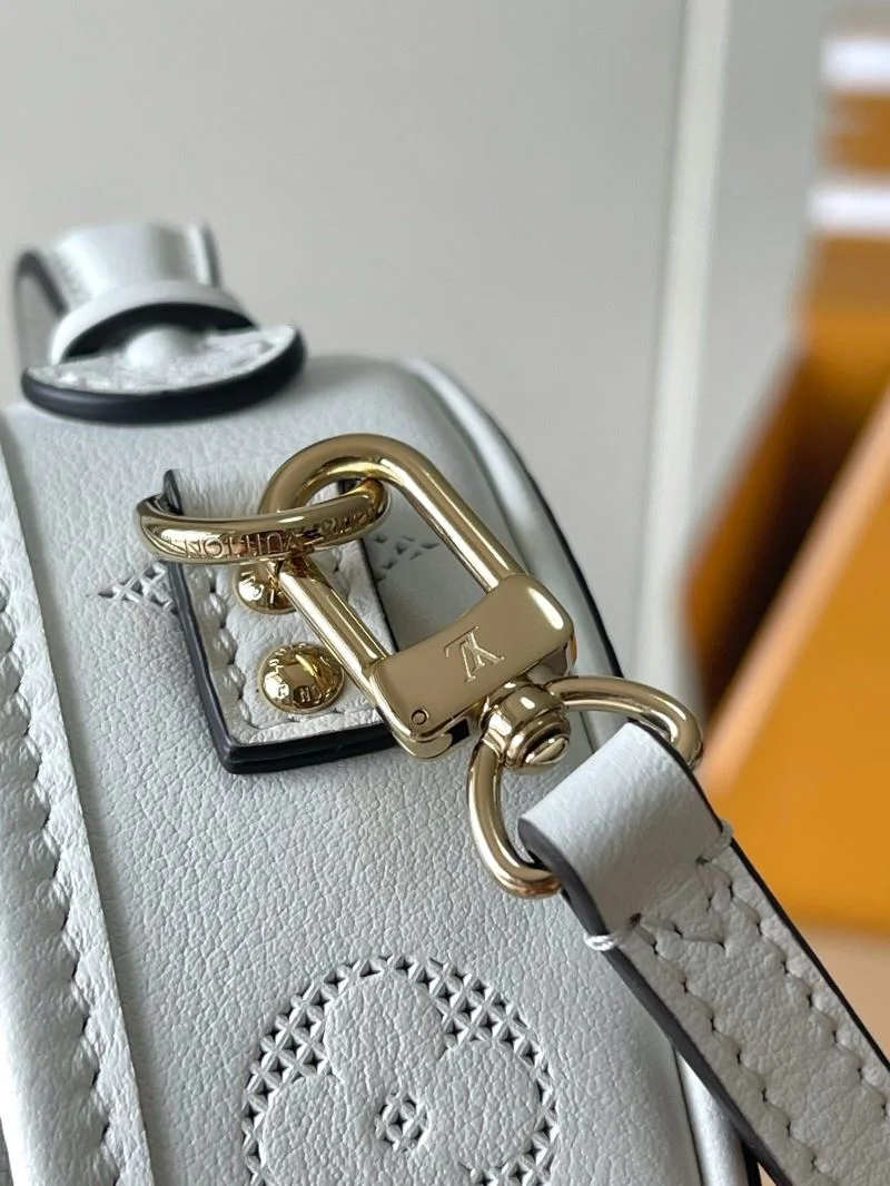 Louis Vuitton Satchel Bags EasyCare 39657