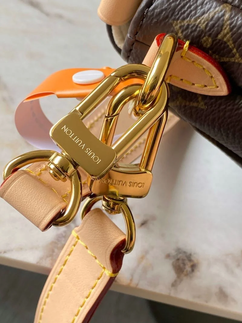 Louis Vuitton Satchel Bags Trendy 39599