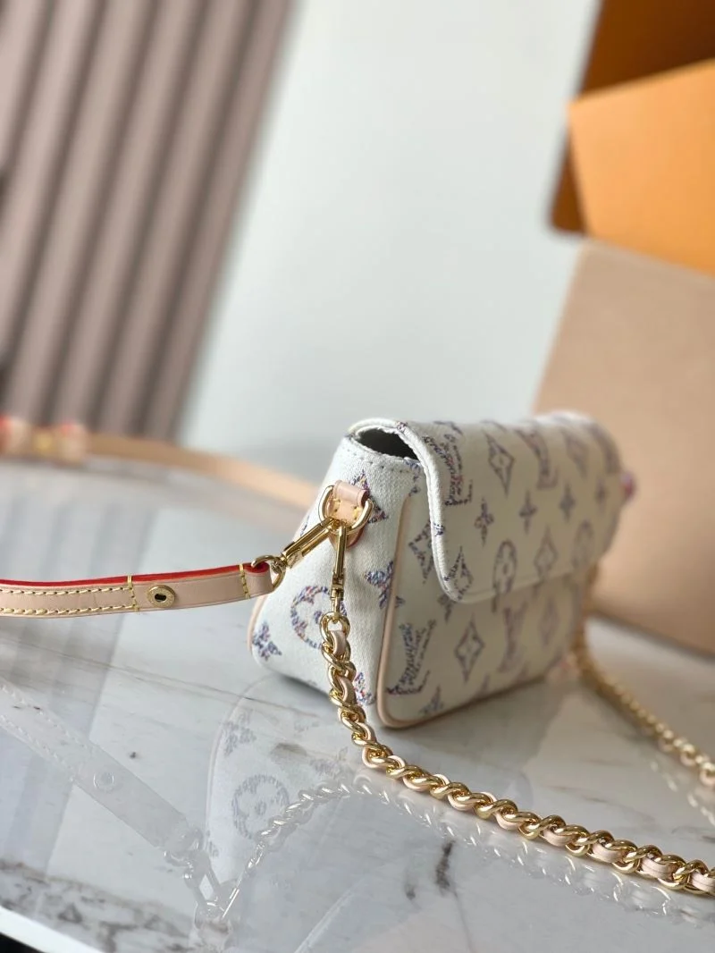 Louis Vuitton Satchel Bags Bold 39585