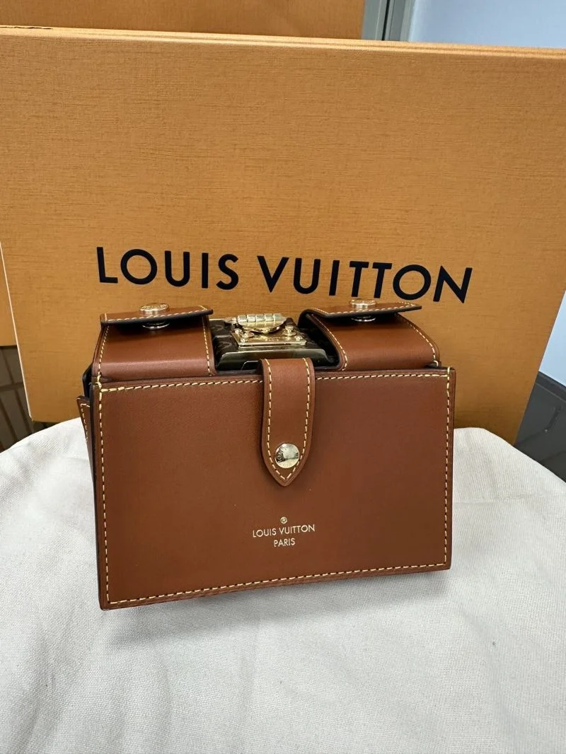 Louis Vuitton Satchel Bags WeatherProof 39584