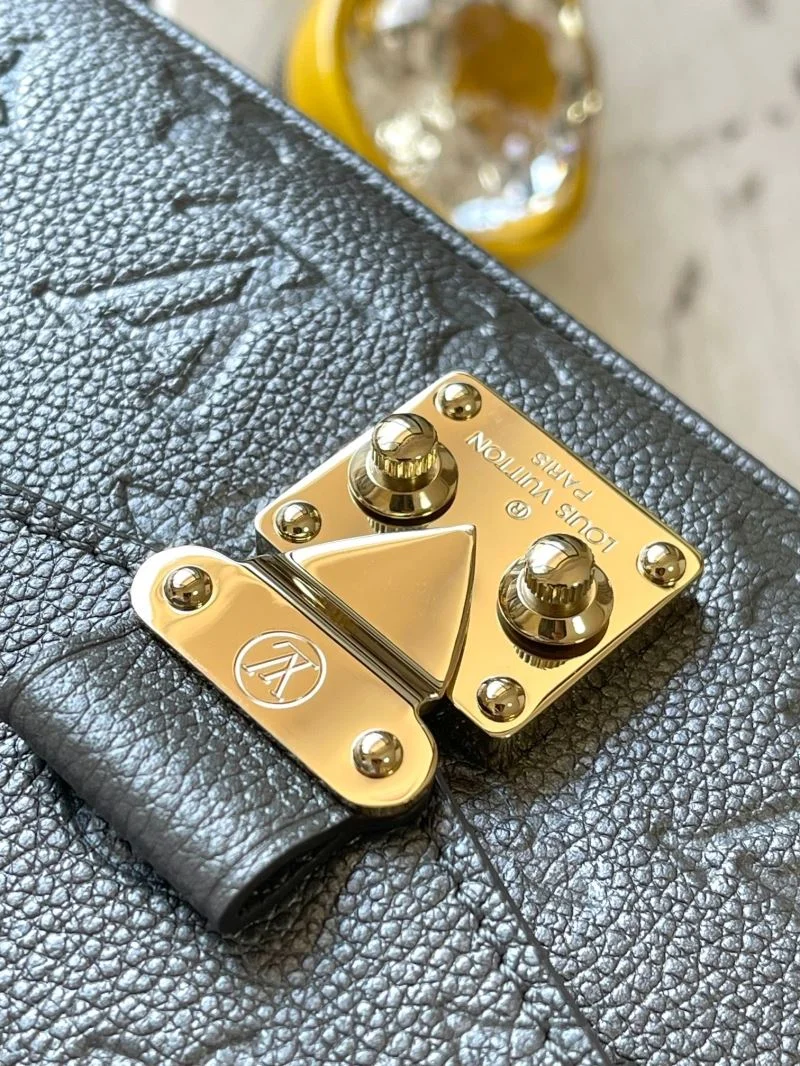 Effortless Louis Vuitton Satchel Bags 39567