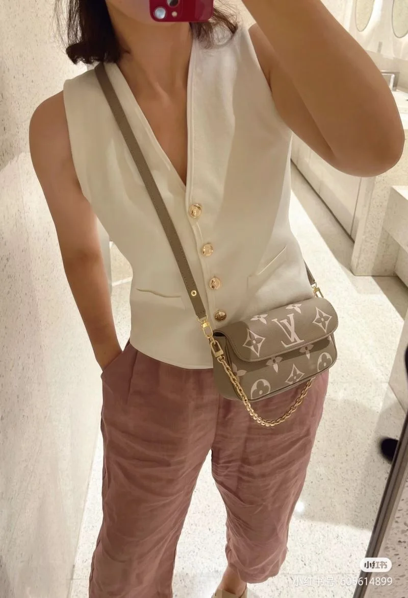 Lightweight Louis Vuitton Satchel Bags 39606