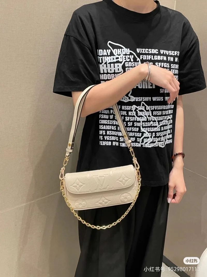 Fashionable Louis Vuitton Satchel Bags 39598