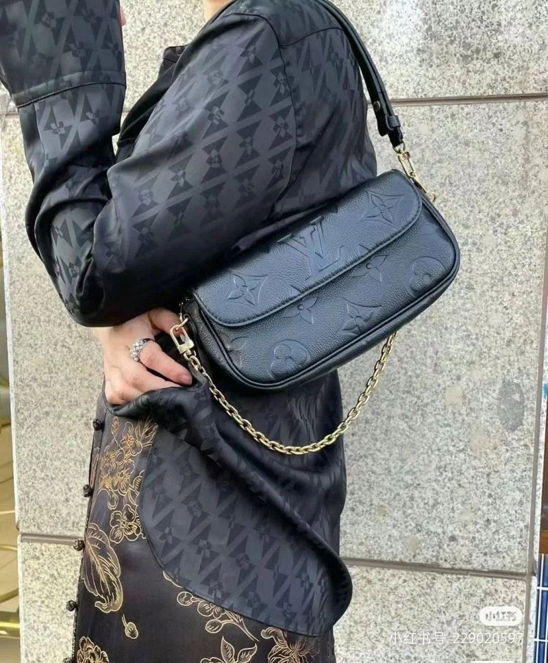 WeatherProof Louis Vuitton Satchel Bags 39551