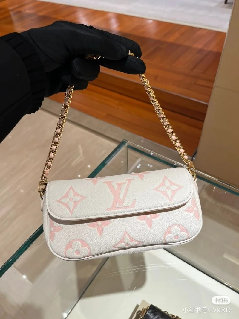 Louis Vuitton Satchel Bags WrinkleFree 39550