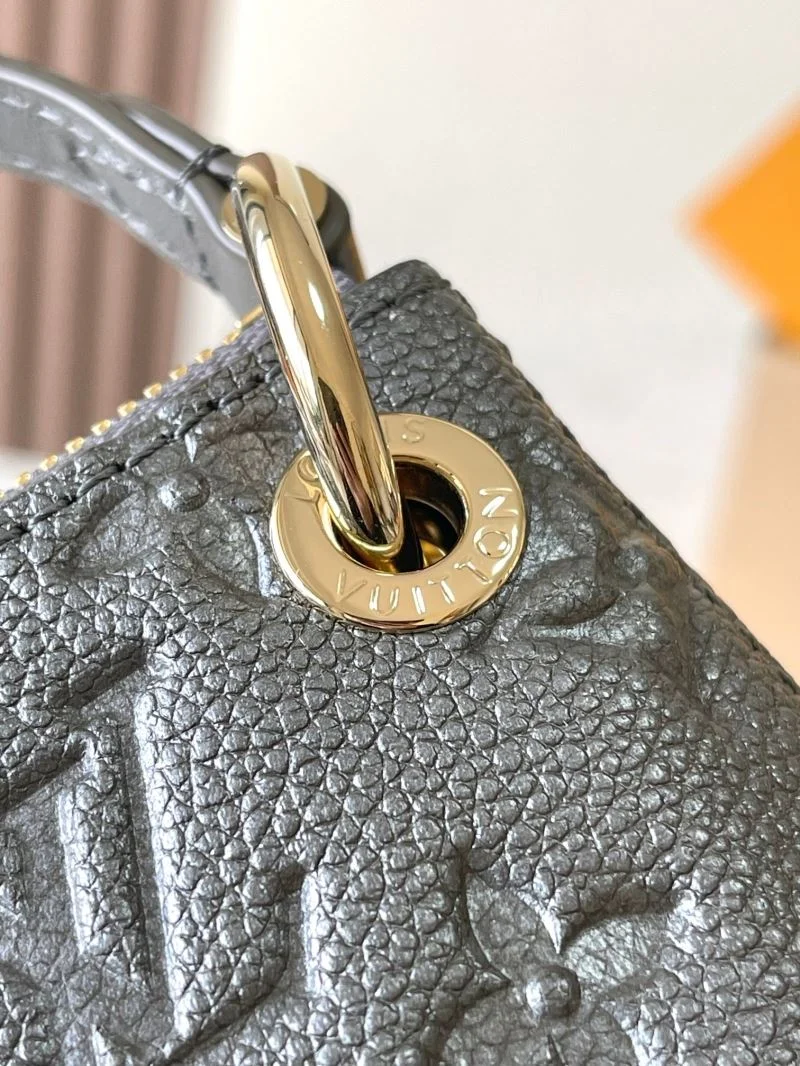 EyeCatching Louis Vuitton Satchel Bags 39546