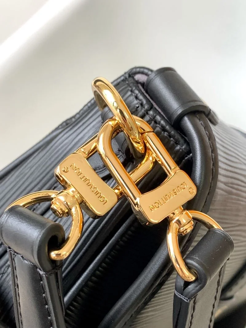 Louis Vuitton Satchel Bags FashionForward 39576
