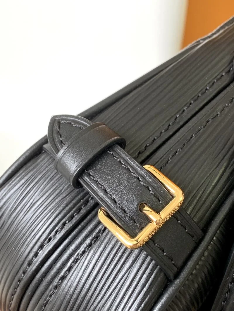 Louis Vuitton Satchel Bags FashionForward 39576