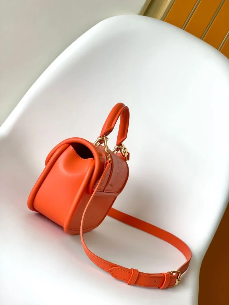 Louis Vuitton Satchel Bags Chic 39565