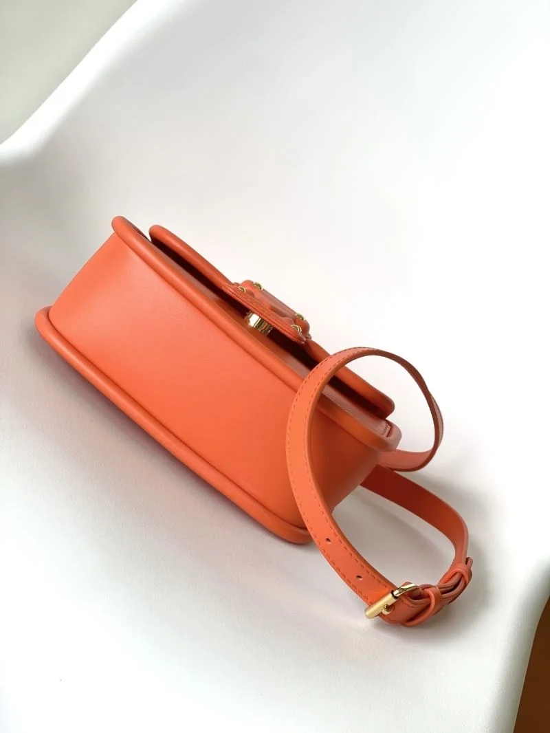 Louis Vuitton Satchel Bags Chic 39565