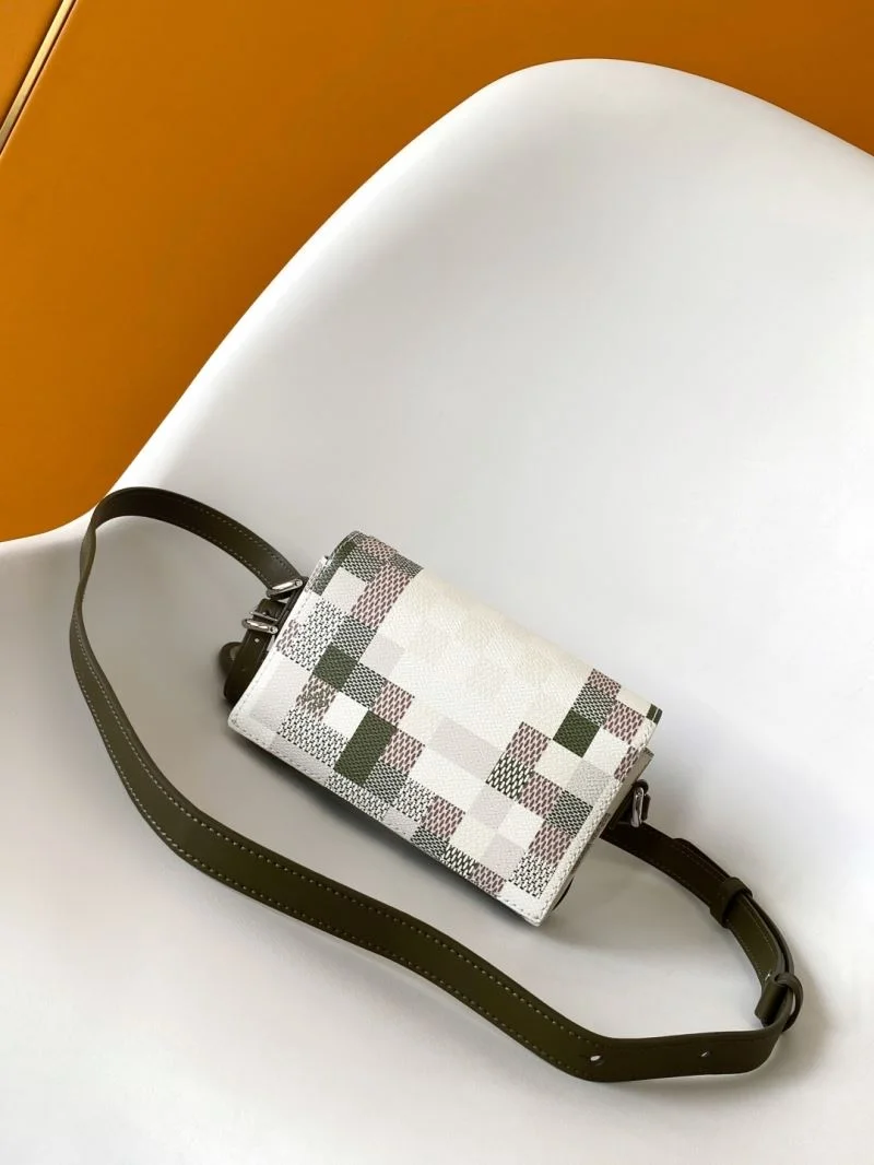 Sleek Louis Vuitton Satchel Bags 39217