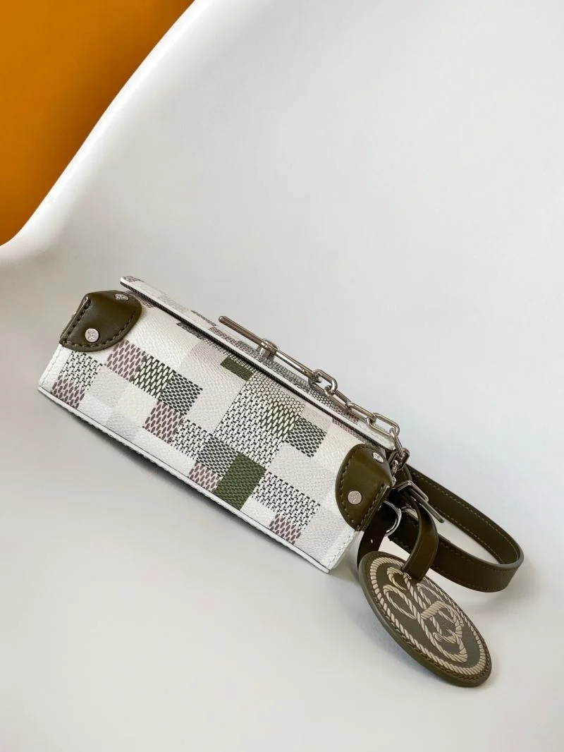 Sleek Louis Vuitton Satchel Bags 39217