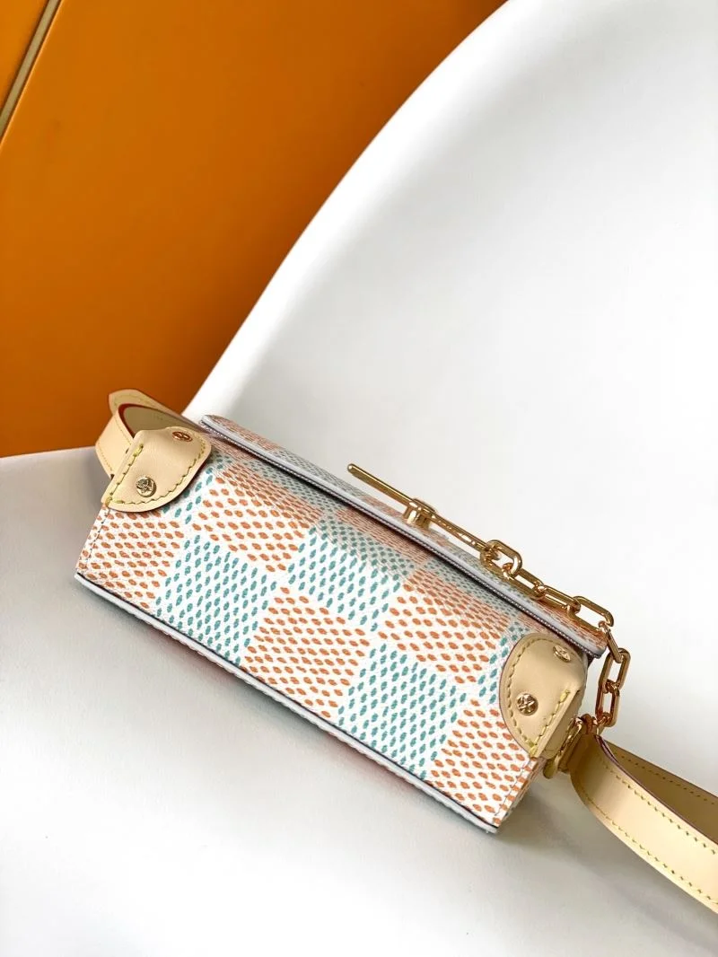 Louis Vuitton Satchel Bags Trendsetting 39197