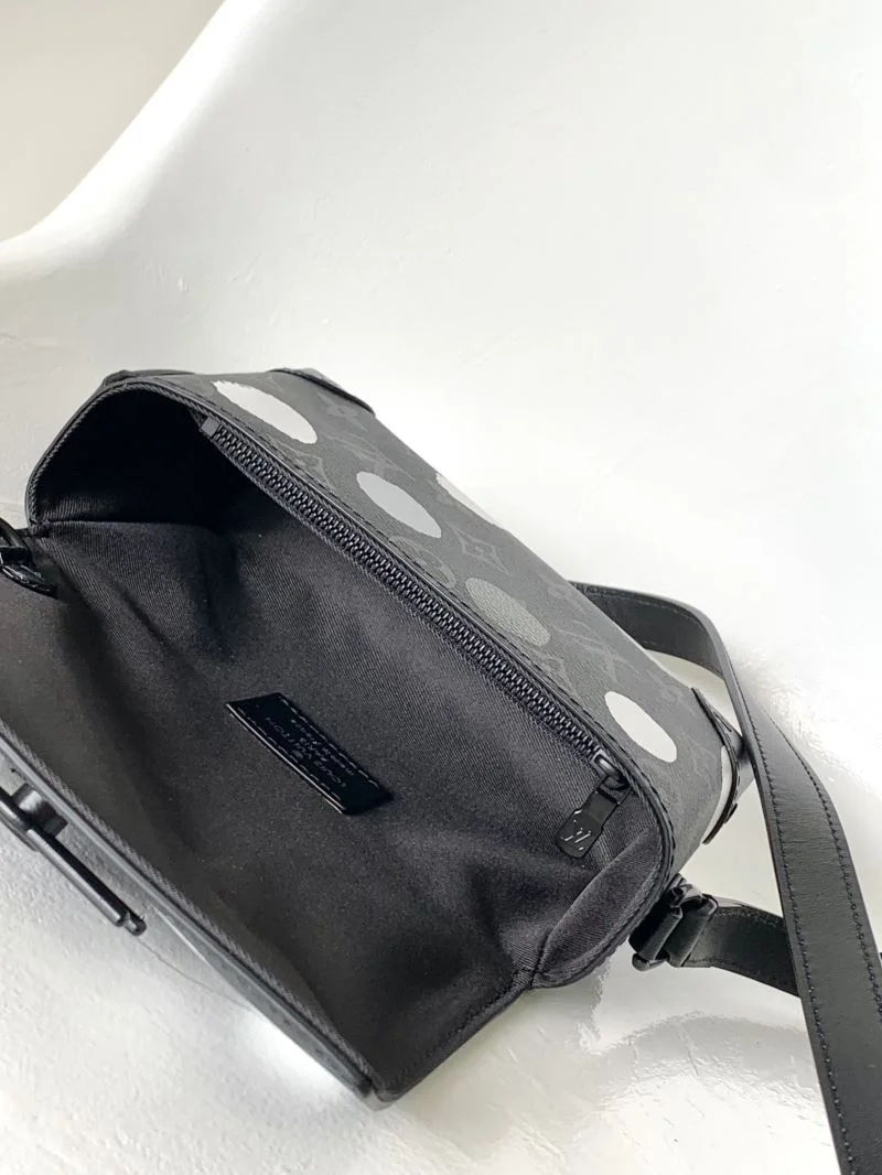 Louis Vuitton Satchel Bags Sleek 39221
