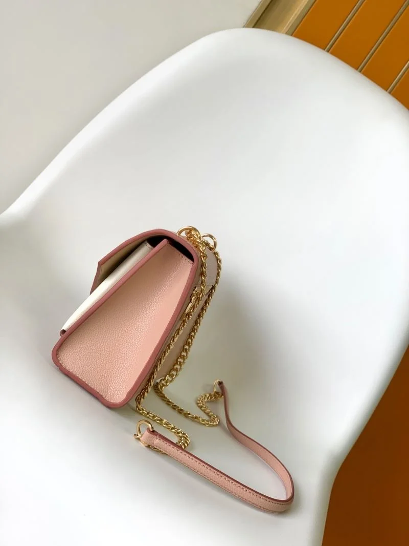 Stretchable Louis Vuitton Satchel Bags 39210