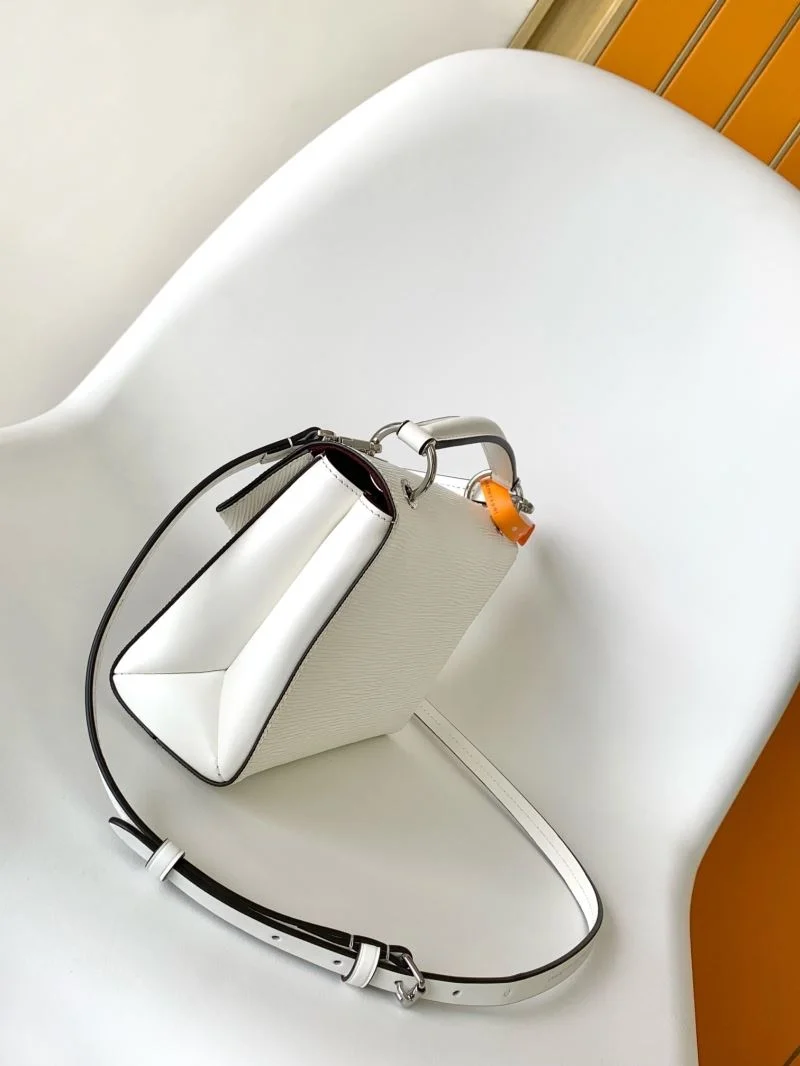 Louis Vuitton Satchel Bags Seasonal 39200