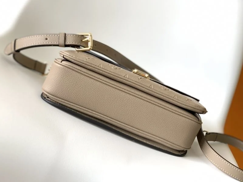 MultiPurpose Louis Vuitton Satchel Bags 39177