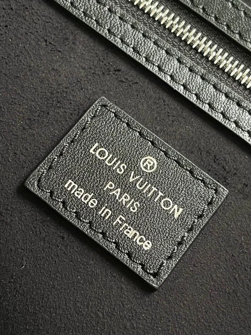 Seasonal Louis Vuitton Satchel Bags 39189