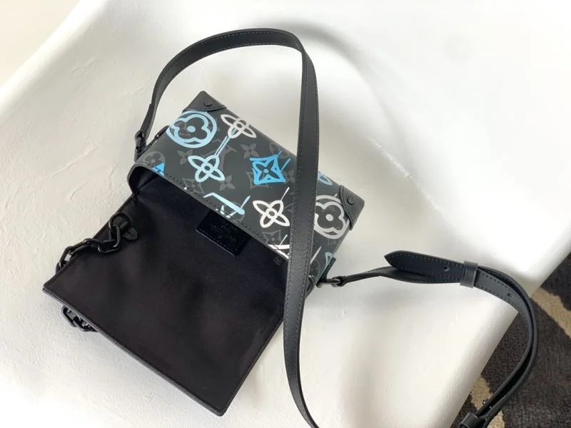 Compact Louis Vuitton Satchel Bags 39160