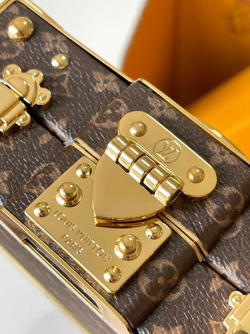 Modern Louis Vuitton Satchel Bags 38982