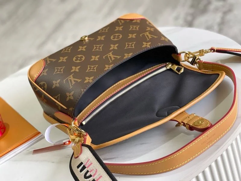 MultiPurpose Louis Vuitton Satchel Bags 38898