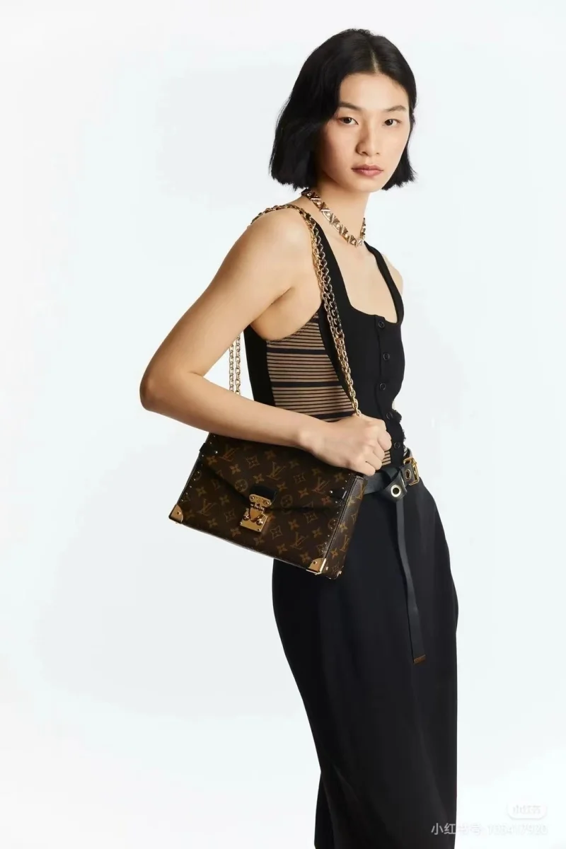 Louis Vuitton Satchel Bags Sleek 38866
