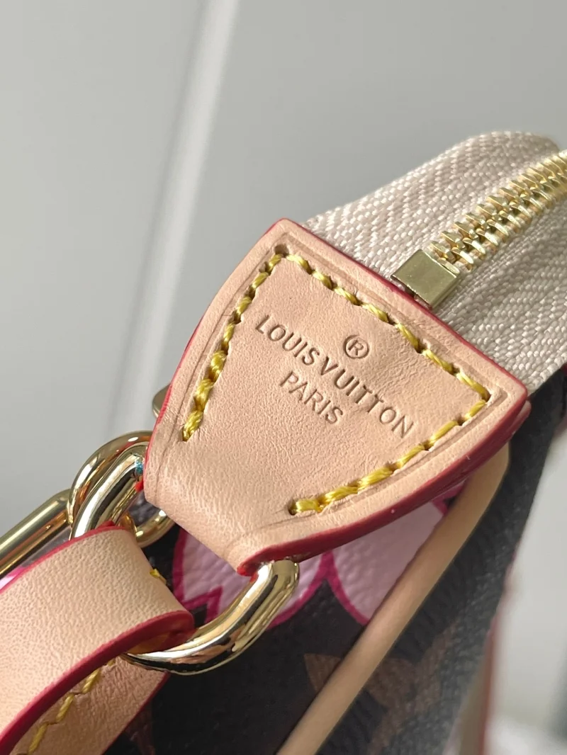 Louis Vuitton Satchel Bags TechFriendly 37598