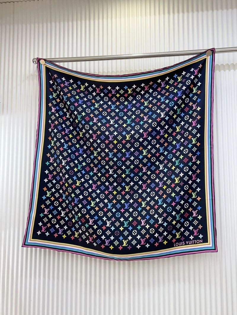 Bold Louis Vuitton Scarf 270637