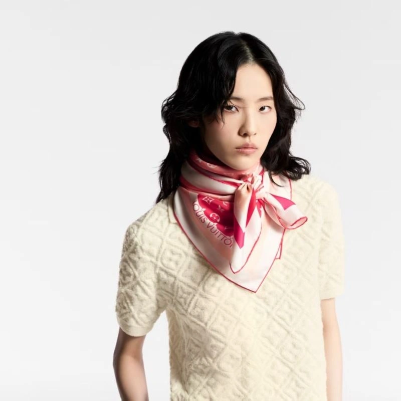 Louis Vuitton Scarf Tailored 270610