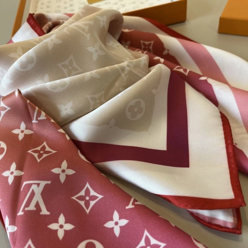 Louis Vuitton Scarf Tailored 270610