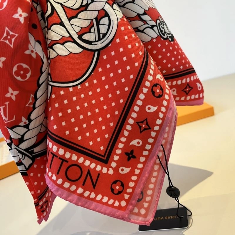 Elegant Louis Vuitton Scarf 270613