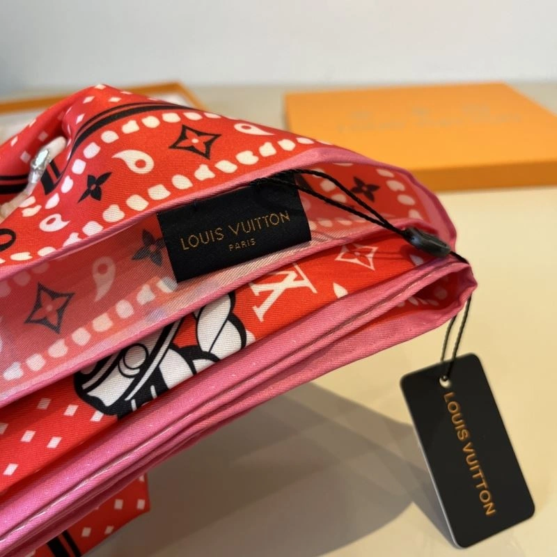 Elegant Louis Vuitton Scarf 270613