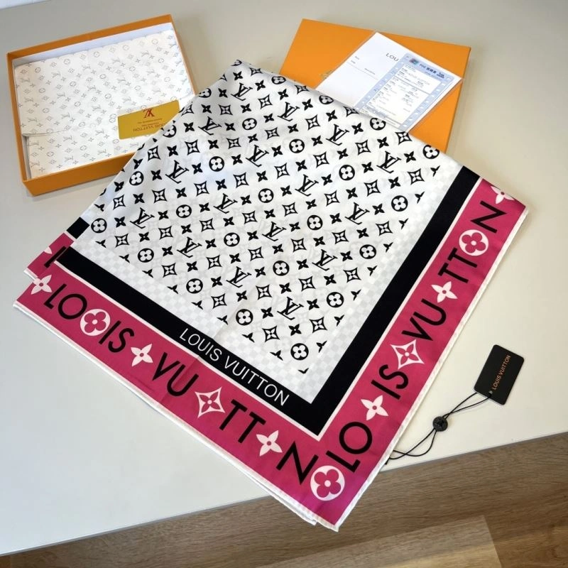 Snug Louis Vuitton Scarf 270625