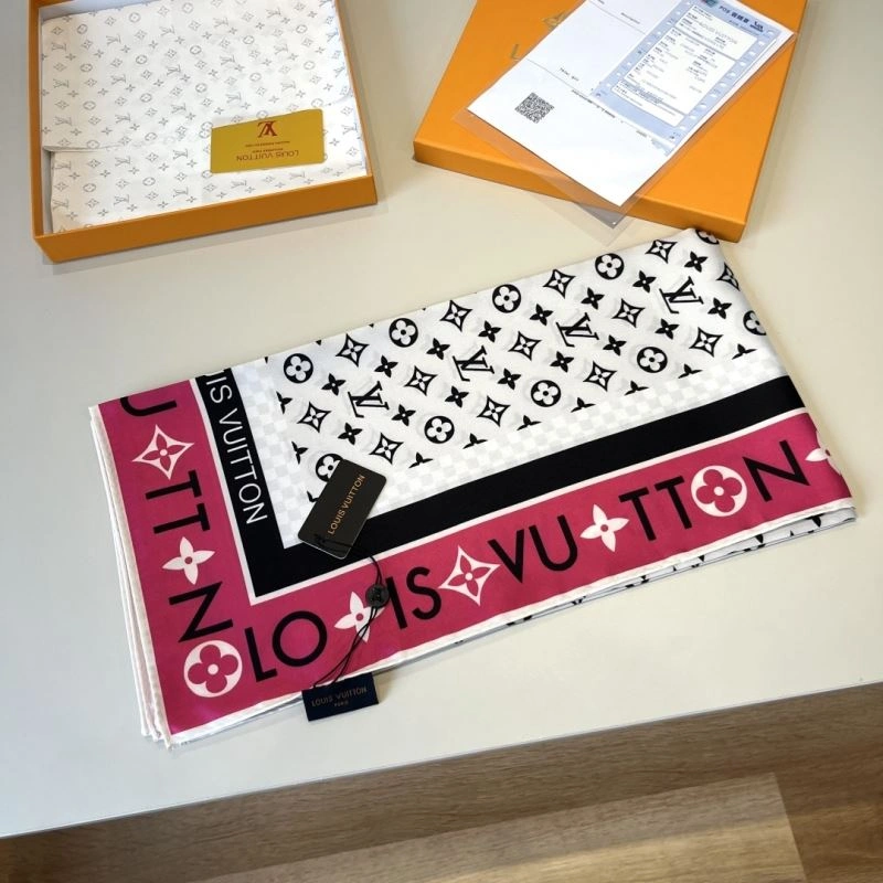 Snug Louis Vuitton Scarf 270625